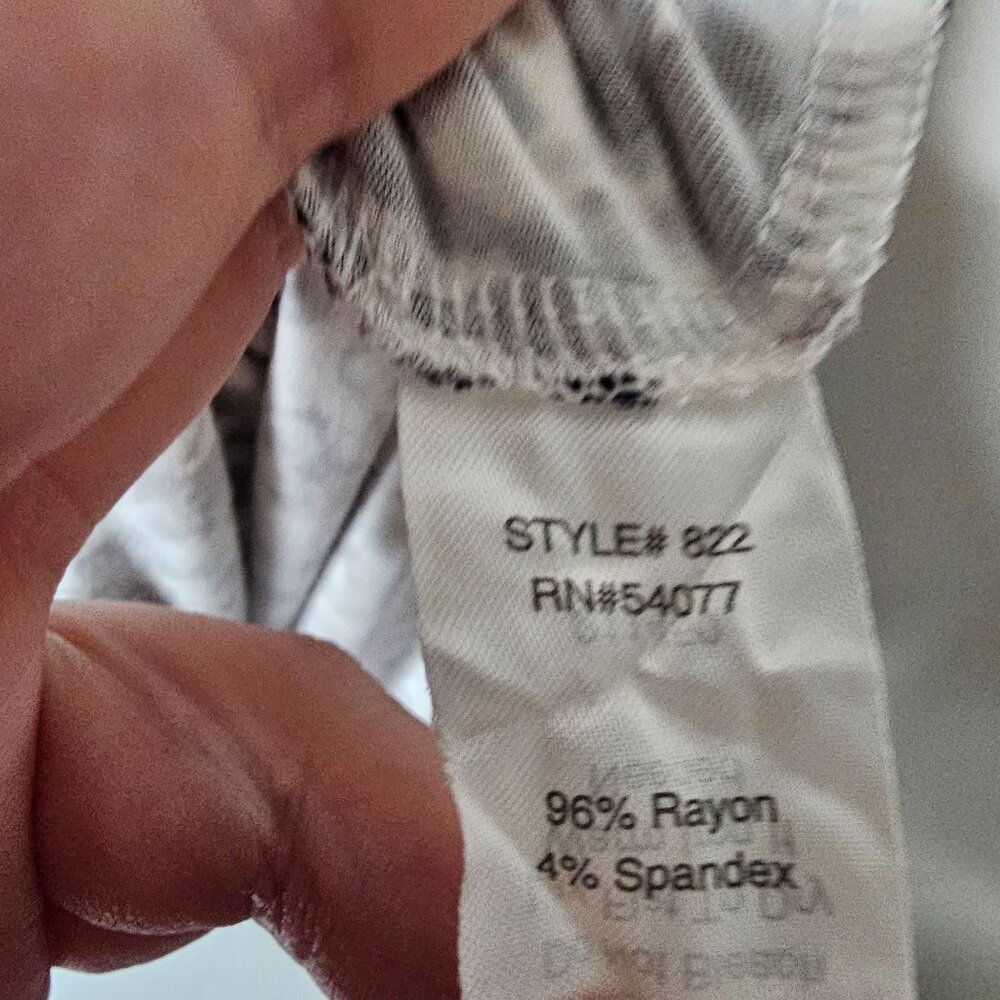 Cabi Xs Grey Abstract Print Collar Button Up Casu… - image 6